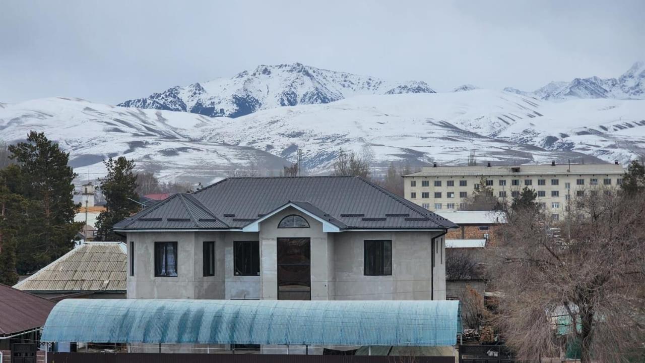 Tuenduek Guest House, Karakol Exterior foto